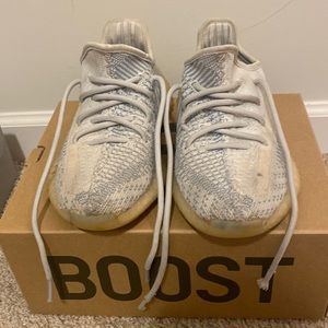 Authentic Cloud Yeezy. Great price for these shoes.